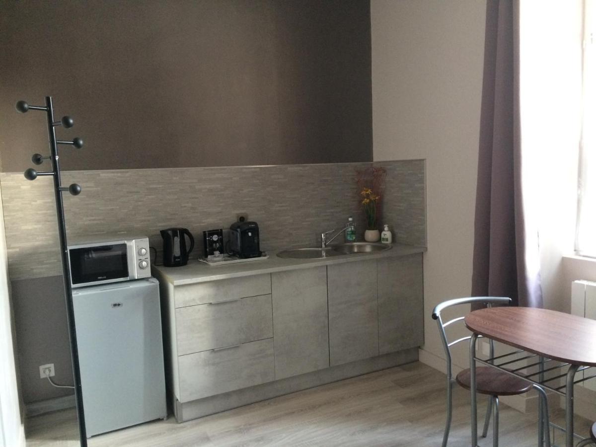 Studio Proche Gare Avec Kitchenette Et Wifi - Porte Rouge Thiviers Экстерьер фото